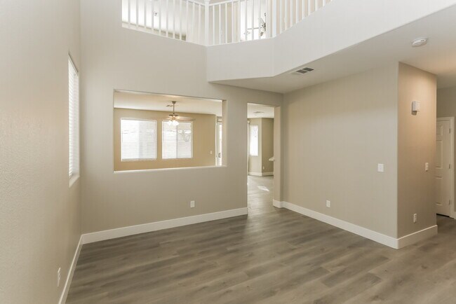 Building Photo - 8072 Farthings Hill Dr