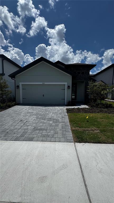 Foto del edificio - 7729 Somersworth Dr
