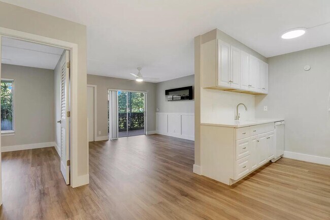 Foto del edificio - 6341 Chasewood Dr
