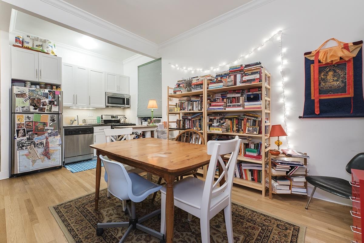 Foto principal - 411 Manhattan Ave