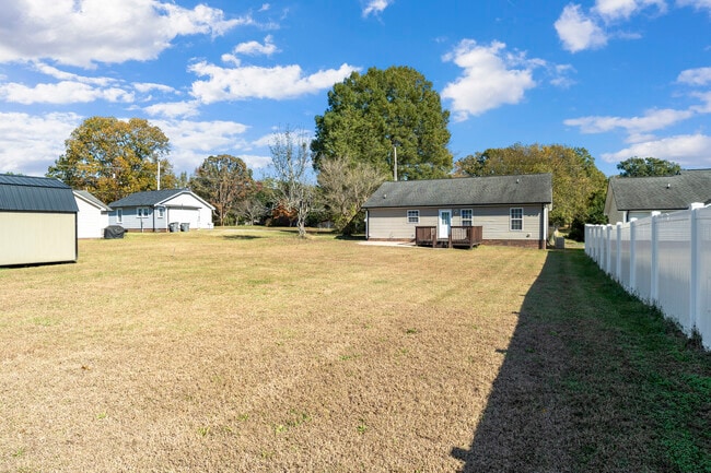 Foto del edificio - 2175 Glendale Ave