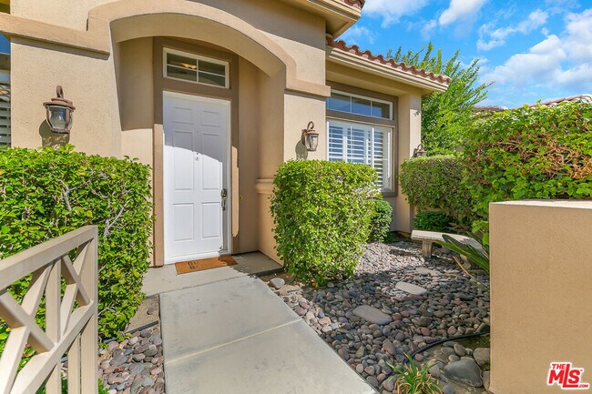 Foto del edificio - 78770 Spyglass Hill Dr