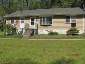 Building Photo - 6618 Davis Rd