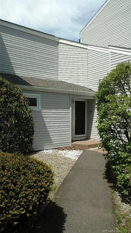 Primary Photo - 655 Talcottville Rd