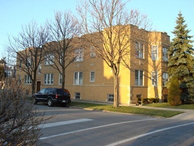 Building Photo - 2941 N Lockwood Ave