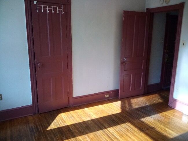 Building Photo - 609 Weiser St
