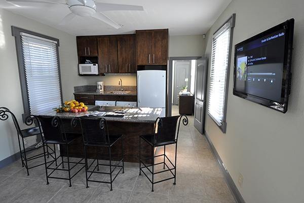 Photo - 925 Dolhonde St Townhome