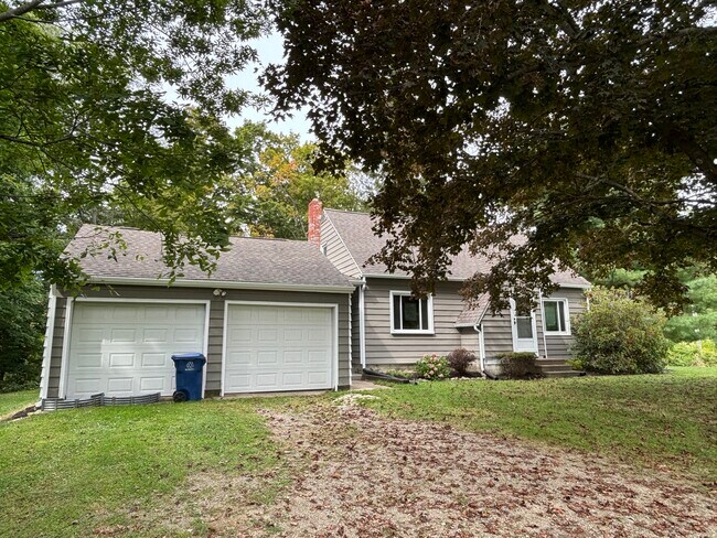 Foto del edificio - 7221 Sterrettania Rd