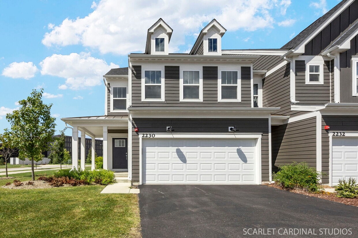 Primary Photo - 2230 Weatherbee Ln