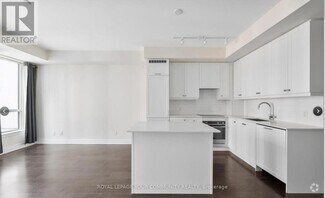 Building Photo - 9075-9075 Jane St