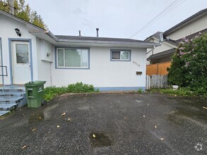 Building Photo - 45735 Lewis Ave