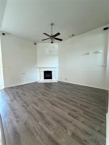 Foto del edificio - 10008 Tulare Ln