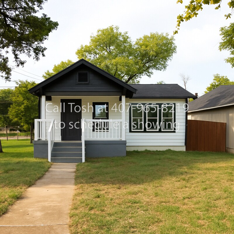 Primary Photo - 701 E Crawford St