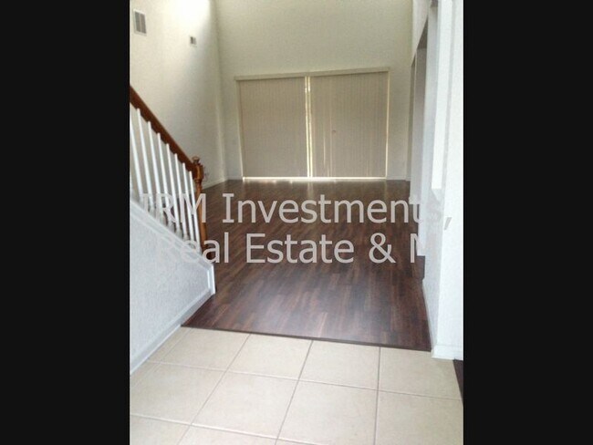 Foto del edificio - 4 b 2.5 b House w 2 car garage in Spring Isle