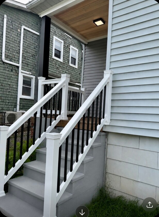 Building Photo - 4505 Hampnett Ave
