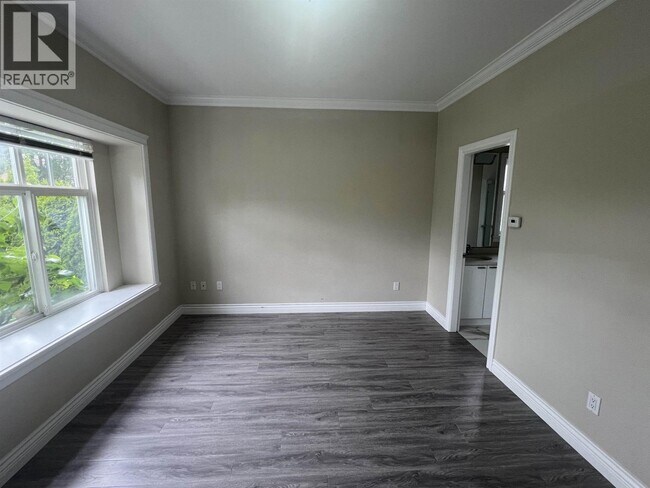 Photo du bâtiment - 8006 Cartier St