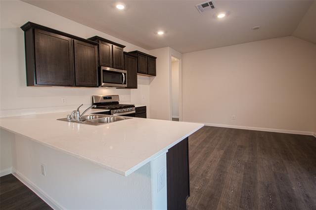 Building Photo - 3936 Oak Crk Cir