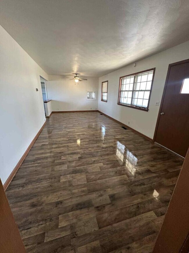 Foto del edificio - 16 Highland Dr