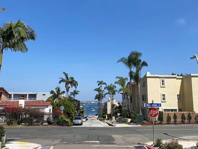 Building Photo - 360 Rosecrans St