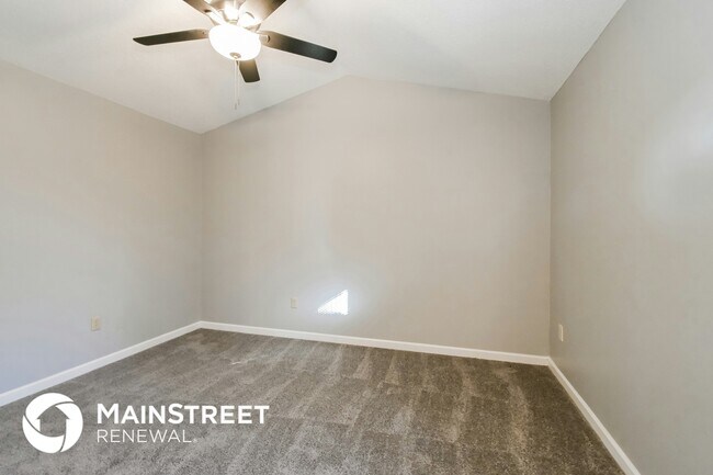 Building Photo - 5906 Garden Ridge Dr