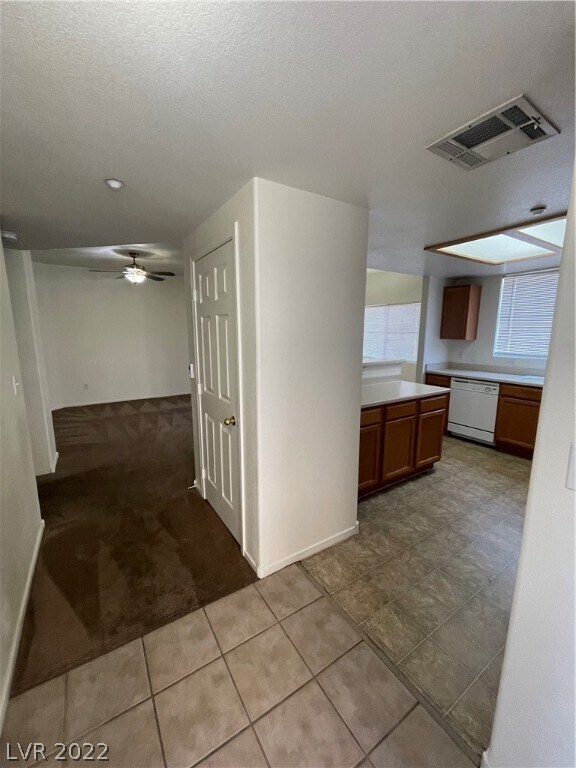 Building Photo - 833 Aspen Peak Loop