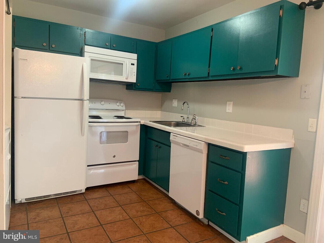 1636 Grason Ln, Crofton, MD 21114 Townhome Rentals in Crofton MD