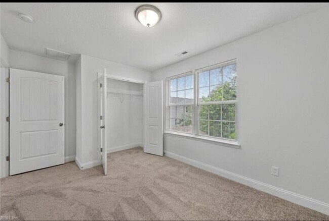 Foto del edificio - 251 Chapel St