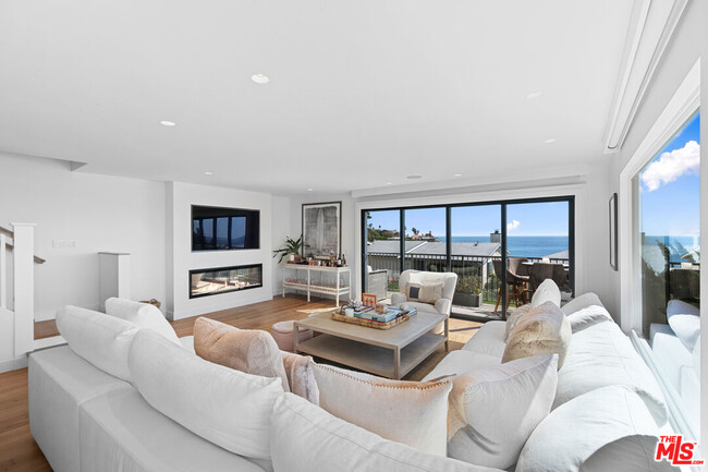 Foto del edificio - 29680 Zuma Bay Way