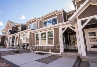 Building Photo - 2484 Wildwood Ln