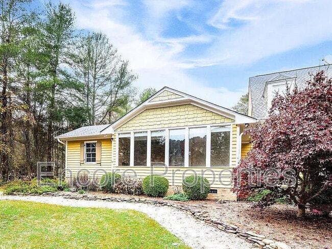 Foto del edificio - 105 Baybrook Ct