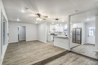 Building Photo - 8618 Flossie Mae St