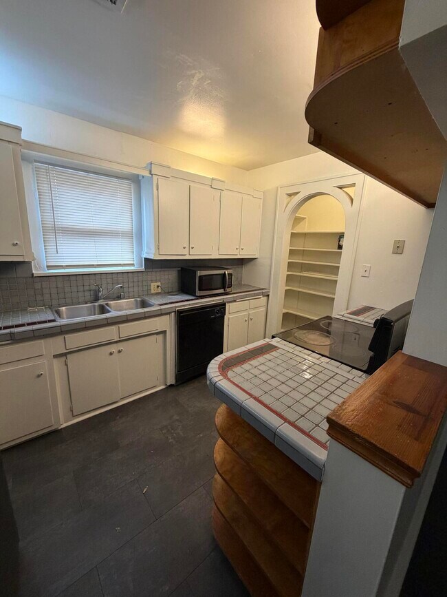 Foto del edificio - 2220 16th St