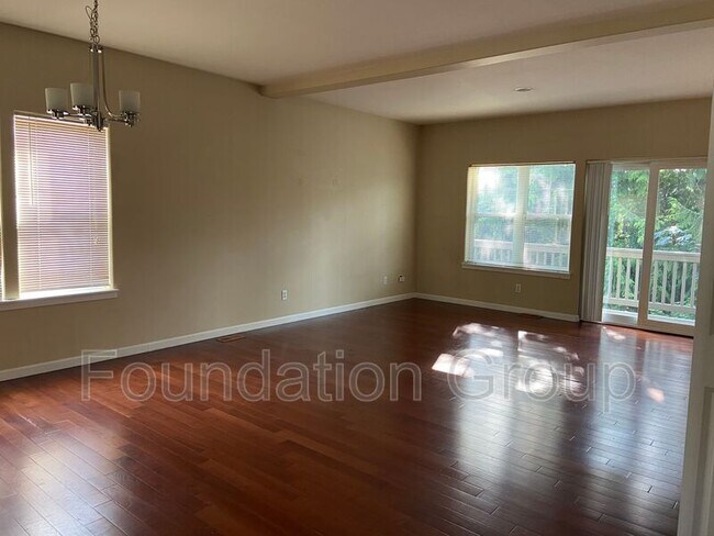 Foto del edificio - 150 S 152nd St