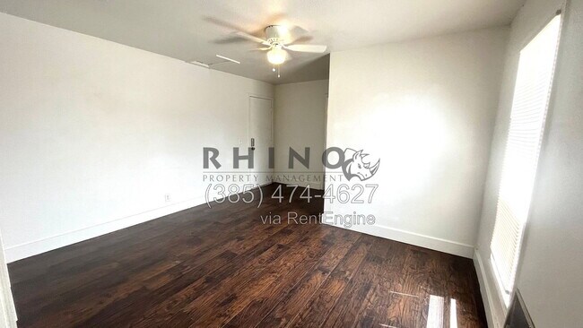 Building Photo - 2440 B Ave