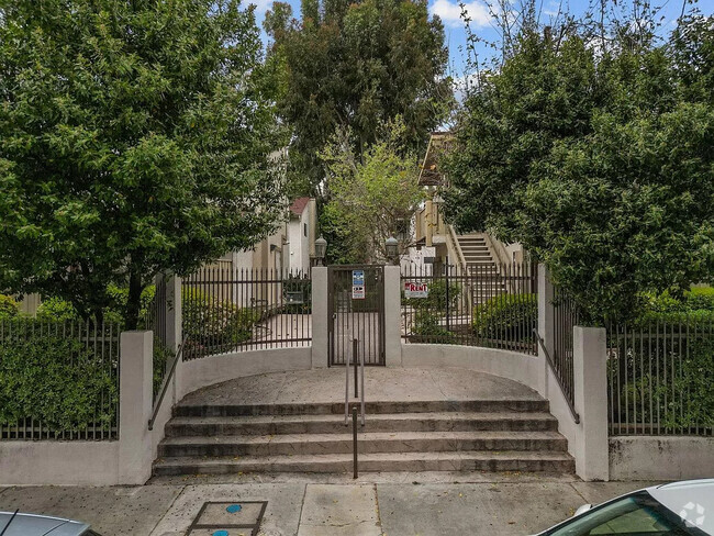 Building Photo - 18433 Hatteras St