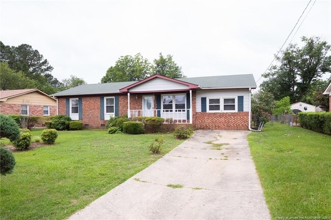 Building Photo - 304 Longhorn Dr