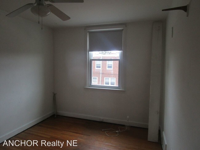 Building Photo - 3 br, 1 bath House - 3409 Lansing St.