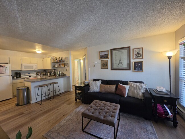 Foto del edificio - 2700 S White Mountain Rd