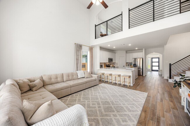 Foto del edificio - 2487 Solaris Bnd Dr