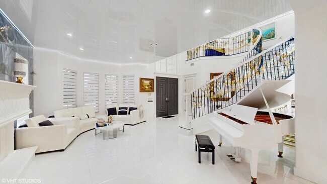 Foto del edificio - 377 Squire Dr