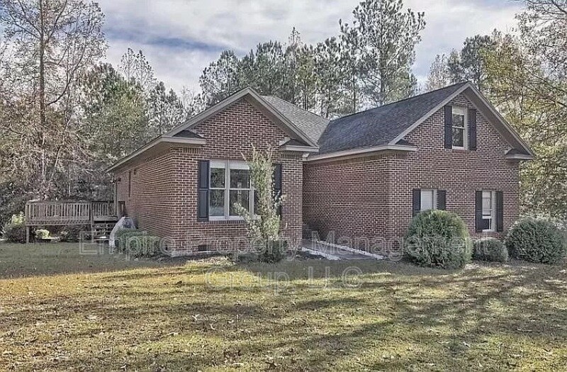 Primary Photo - 520 Watts Hill Rd