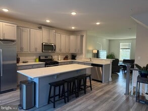 Building Photo - 2932 Osprey Way