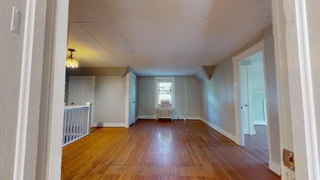 Building Photo - 4600 Roland Ave