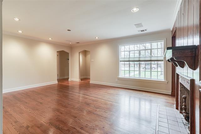 Building Photo - 3624 Westcliff Rd S