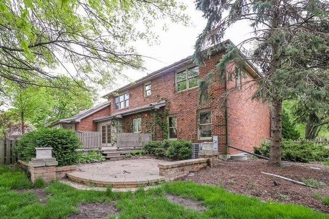 Building Photo - 4204 White Eagle Dr, Naperville, IL 60564