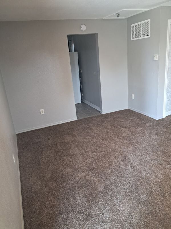 Building Photo - 1543 Uinta St