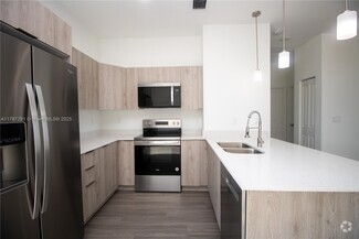 Building Photo - 9023 Meadow Cir