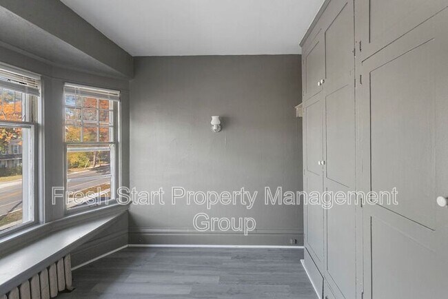 Foto del edificio - 1652 Peck St