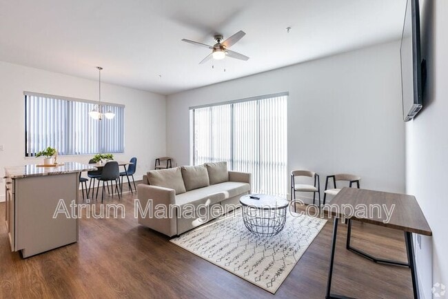 Building Photo - 100 N Dewey St