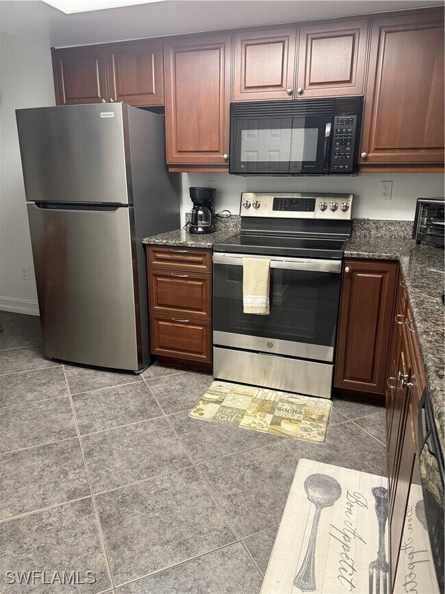 Foto del edificio - 5535 Rattlesnake Hammock Rd